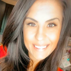 Meet your Posher, Jillian